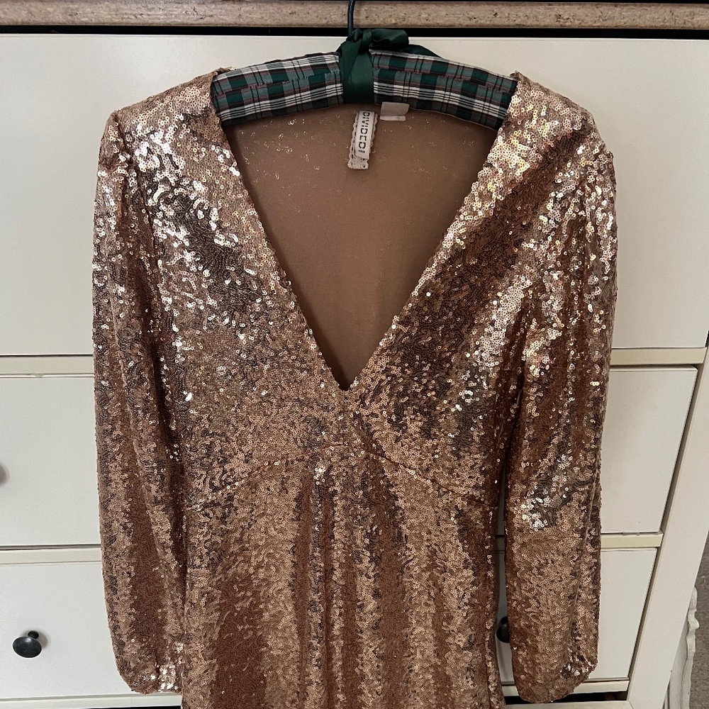 H&M Mid-Length Rose Gold Sequin Dress